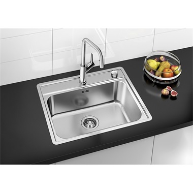 Blanco Lemis 6-IF mosogatótálca 61,5x50 x21,4 cm, fényezett rozsdamentes acél, 2 csaplyukkal, excenterrel