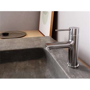 Ferro Fiesta egykaros álló mosdó csaptelep Click-Clack leeresztővel, króm