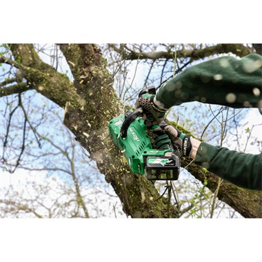 Hikoki akkus láncfűrész