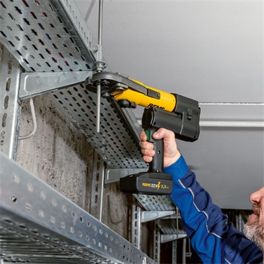 Rems Akku-Press 22V ACC présgép akkumulátorral és töltővel